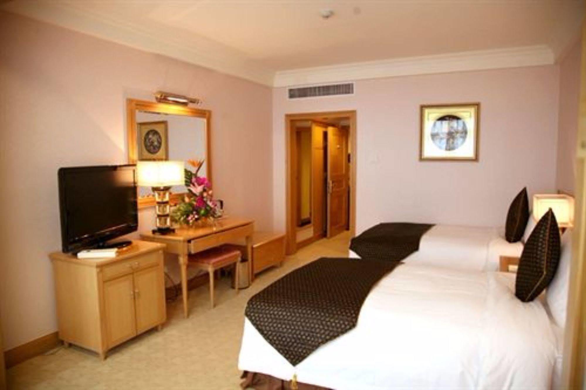 Langfang International Hotel Экстерьер фото