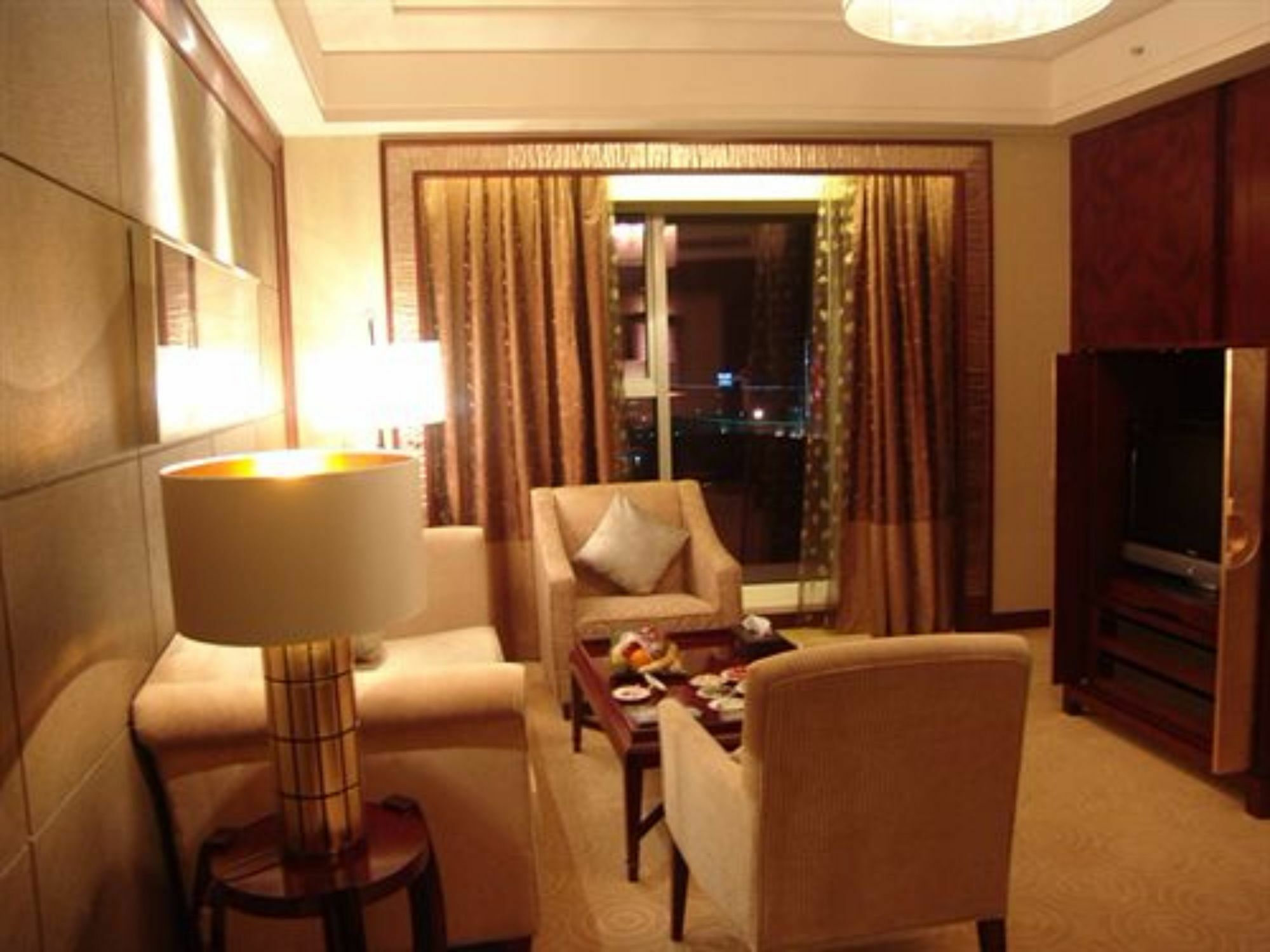 Langfang International Hotel Экстерьер фото